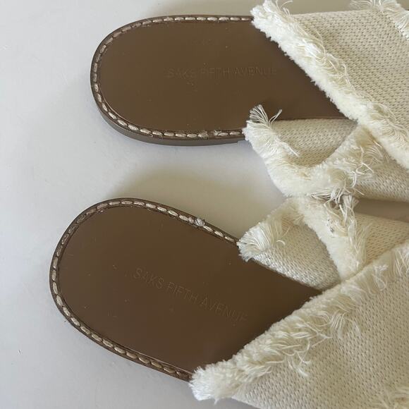 Saks Fifth Avenue 'Phuket' SZ 10 Crossover Strap Sandal Natural Slide Slip On - Picture 5 of 7